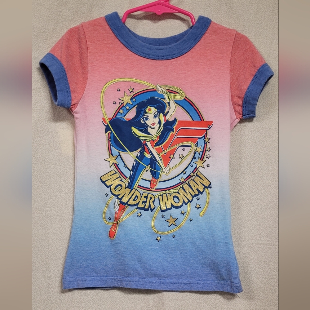 DC Super Hero Girls Shirt-Wonder Woman,Girls size 4-5 Comic